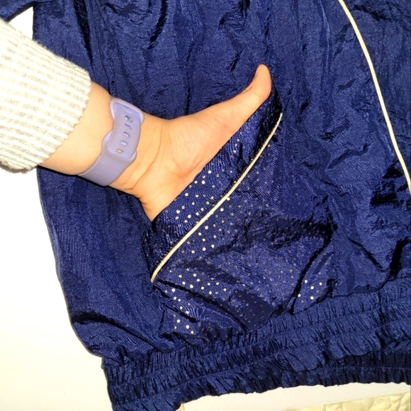 Vintage Cabin Creek Navy Blue and Gold Mock Neck Full Zip windbreaker jacket - Picture 7 of 12